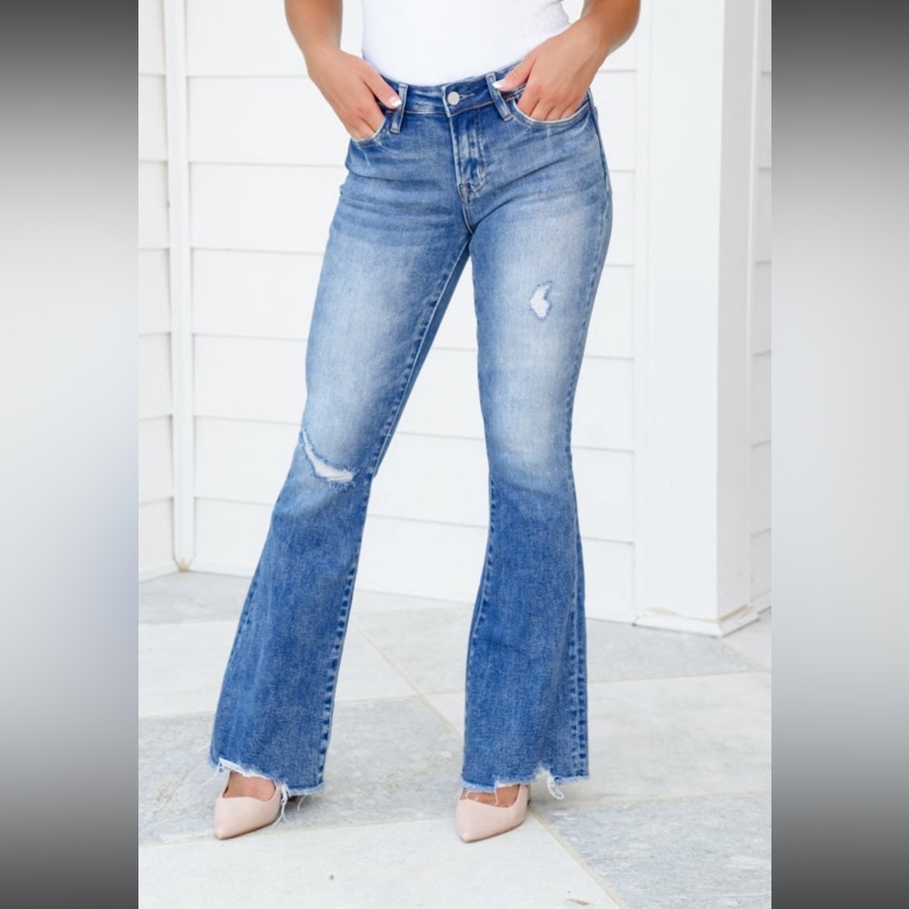 Bayeas mid rise mineral wash raw hem flares